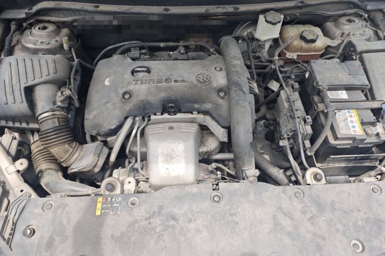 Used Buick Envision 2014 28T Four-Wheel Drive Elite Model Engine Bay