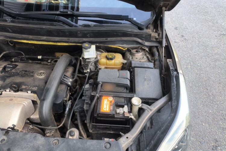 Used Buick Envision 2014 28T Four-Wheel Drive Elite Model Engine Bay Left