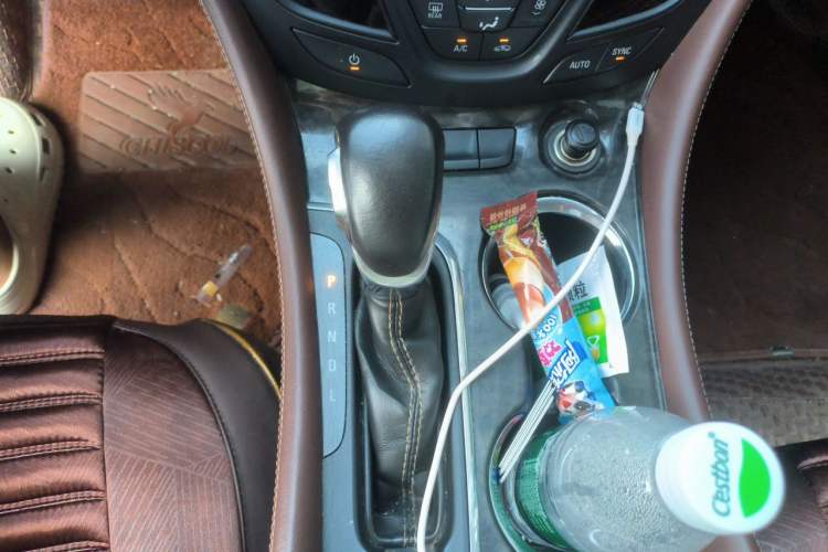 Used Buick Envision 2014 28T Four-Wheel Drive Elite Model Gear Lever