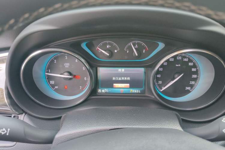 Used Buick Envision 2014 28T Four-Wheel Drive Elite Model Instrument Cluster