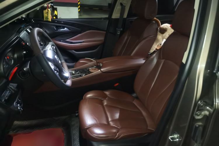 Used Buick Envision 2014 28T All-Wheel-Drive Versatile Sports Flagship Edition Left Front Seat