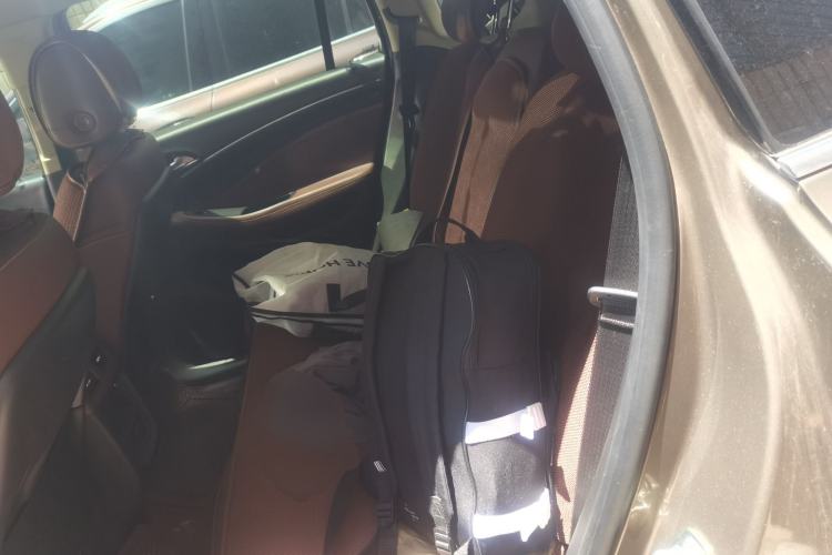 Used Buick Envision 2014 28T All-Wheel-Drive Versatile Sports Flagship Edition Left Rear Seat