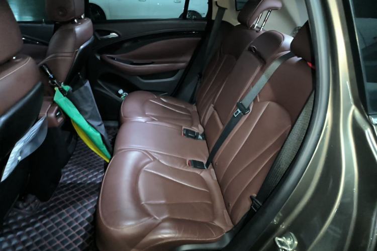 Used Buick Envision 2014 28T Four-Wheel Drive Luxury Model Left Rear Seat