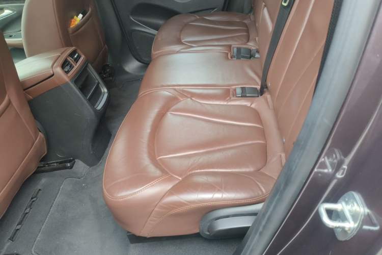Used Buick Envision 2014 28T Four-Wheel Drive Elite Model Left Rear Seat