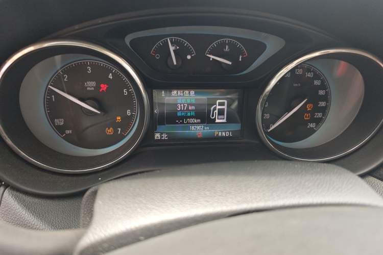 Used Buick Envision 2014 28T Four-Wheel Drive Elite Model Odometer Close Up