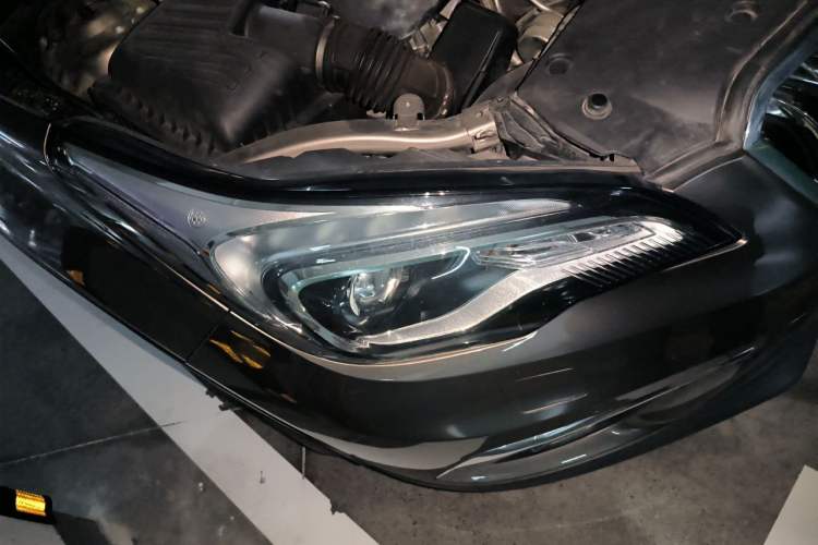 Used Buick Envision 2014 28T Four-Wheel Drive Luxury Model Right Front Headlight