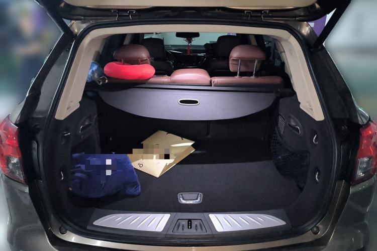 Used Buick Envision 2014 28T Four-Wheel Drive Luxury Model Trunk