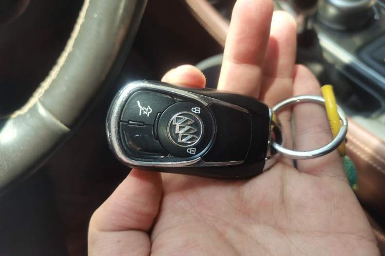 Used Buick Envision 2014 28T All-Wheel-Drive Versatile Sports Flagship Edition Vehicle Key