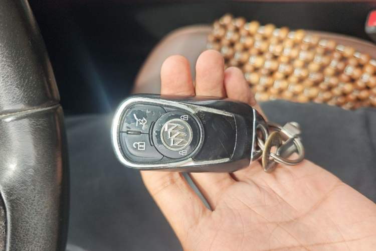 Used Buick Envision 2014 28T Four-Wheel Drive Elite Model Vehicle Key