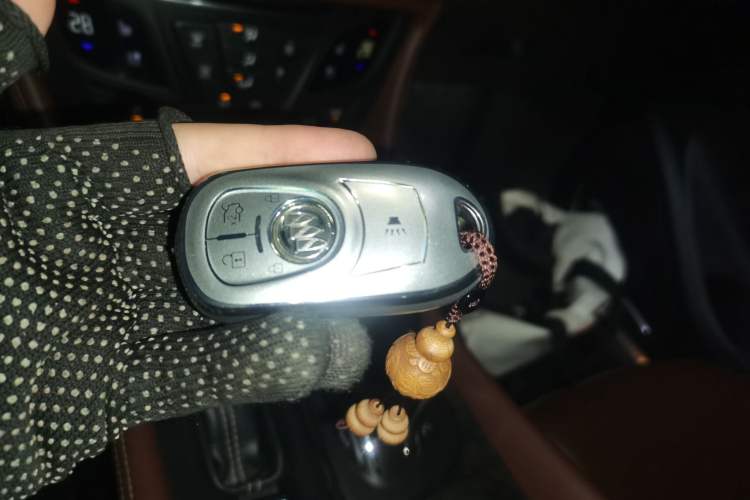 Used Buick Envision 2014 28T All-Wheel-Drive Versatile Sports Flagship Edition Vehicle Key