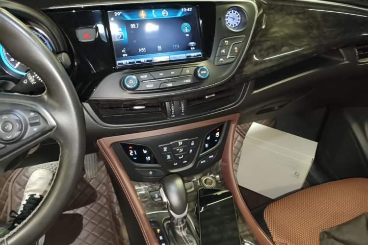 Used Buick Envision 2014 28T Four-Wheel Drive Luxury Model Audio And AC Panel