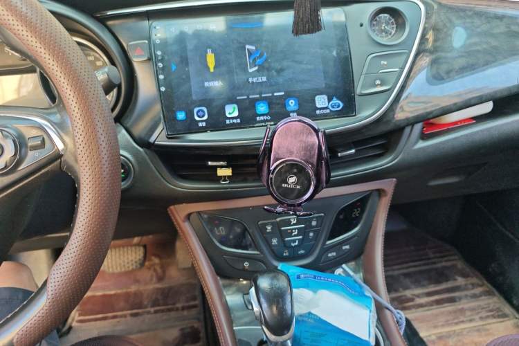 Used Buick Envision 2014 28T Four-Wheel Drive Elite Model Audio And AC Panel