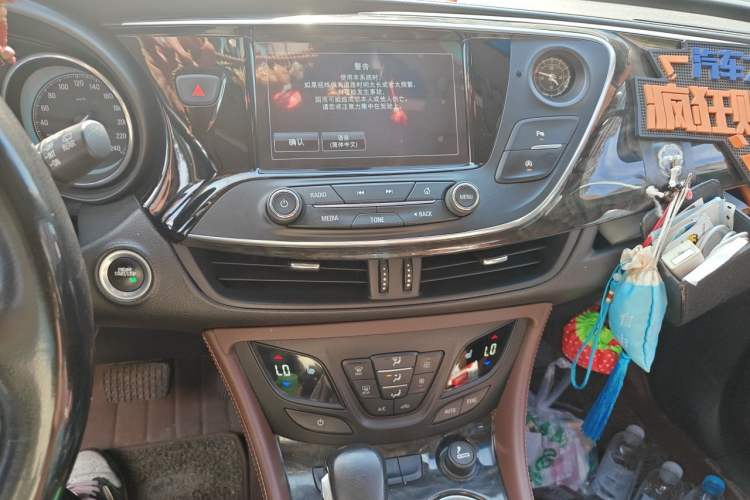 Used Buick Envision 2014 28T Four-Wheel Drive Elite Model Audio And AC Panel