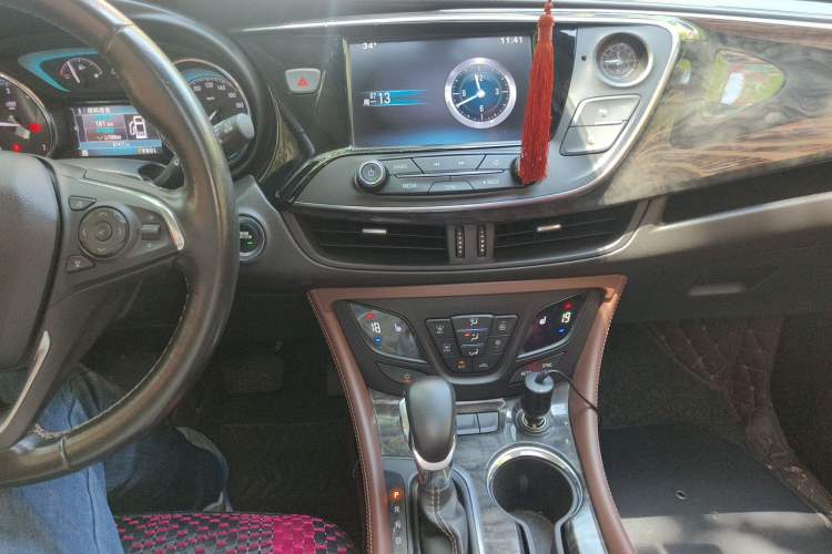 Used Buick Envision 2014 28T Four-Wheel Drive Elite Model Audio And AC Panel