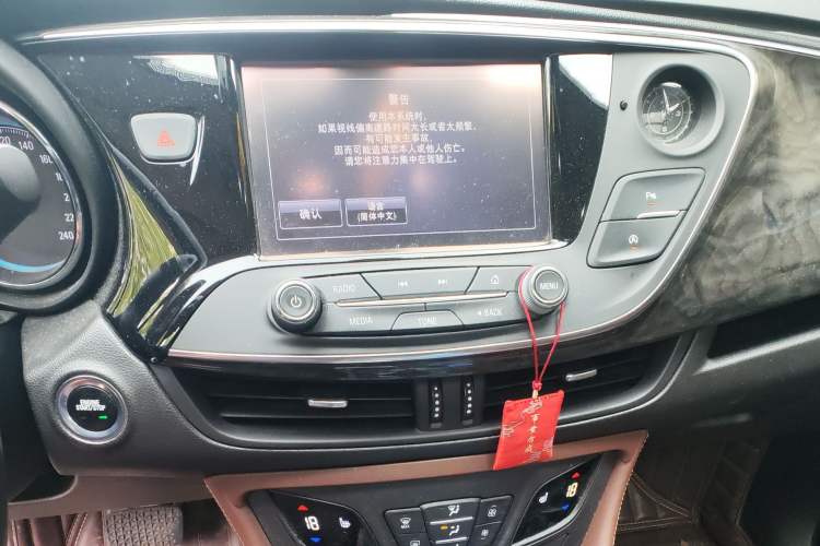Used Buick Envision 2014 28T Four-Wheel Drive Elite Model Audio And AC Panel