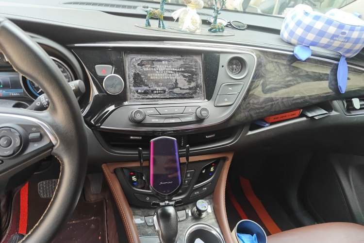 Used Buick Envision 2014 28T Four-Wheel Drive Elite Model Audio And AC Panel