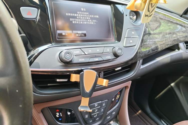 Used Buick Envision 2014 28T Four-Wheel Drive Elite Model Audio And AC Panel