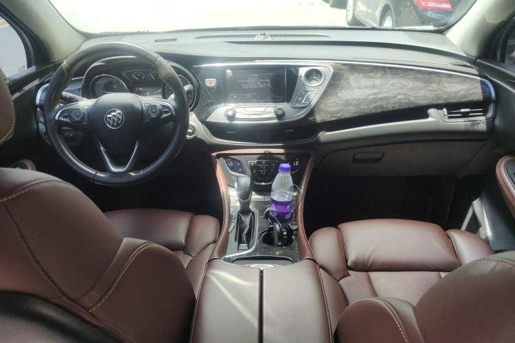 Used Buick Envision 2014 28T Four-Wheel Drive Luxury Model Center Console