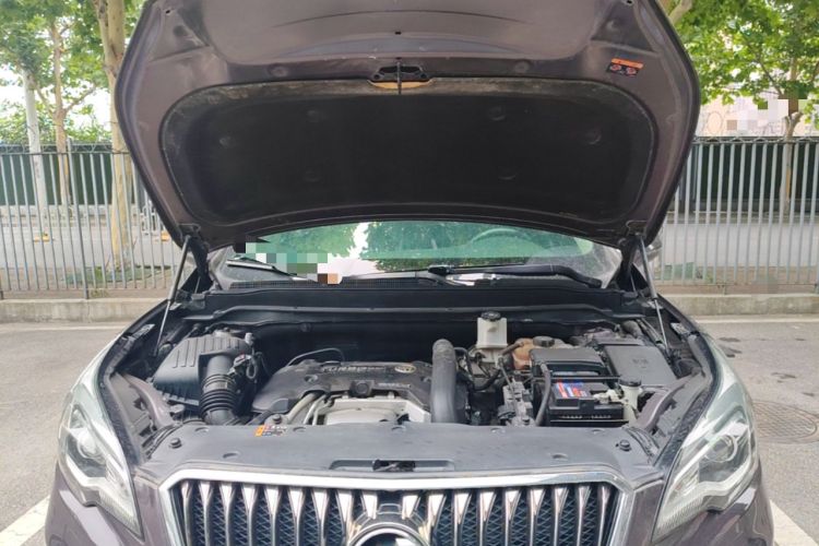 Used Buick Envision 2014 28T Four-Wheel Drive Elite Model Engine Bay