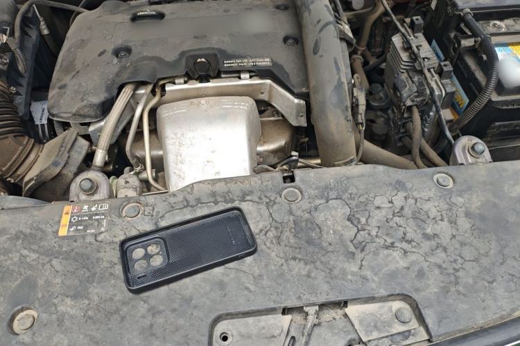 Used Buick Envision 2014 28T Four-Wheel Drive Elite Model Engine Bay