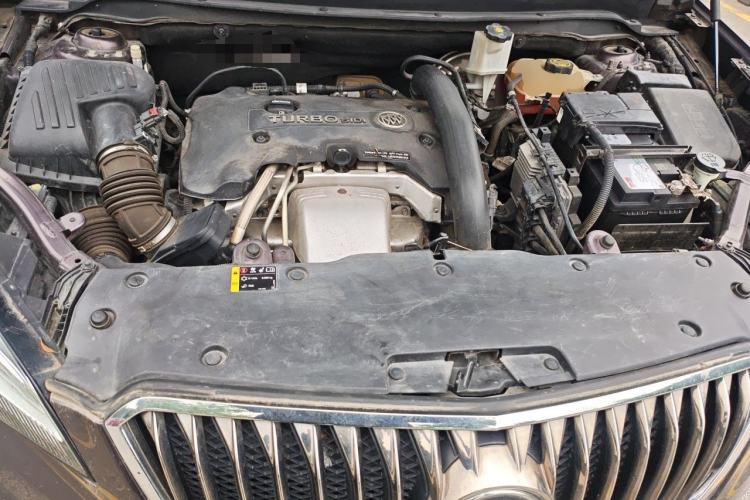 Used Buick Envision 2014 28T Four-Wheel Drive Luxury Model Engine Bay