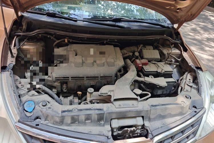 Used Buick Envision 2014 28T Four-Wheel Drive Luxury Model Engine Bay