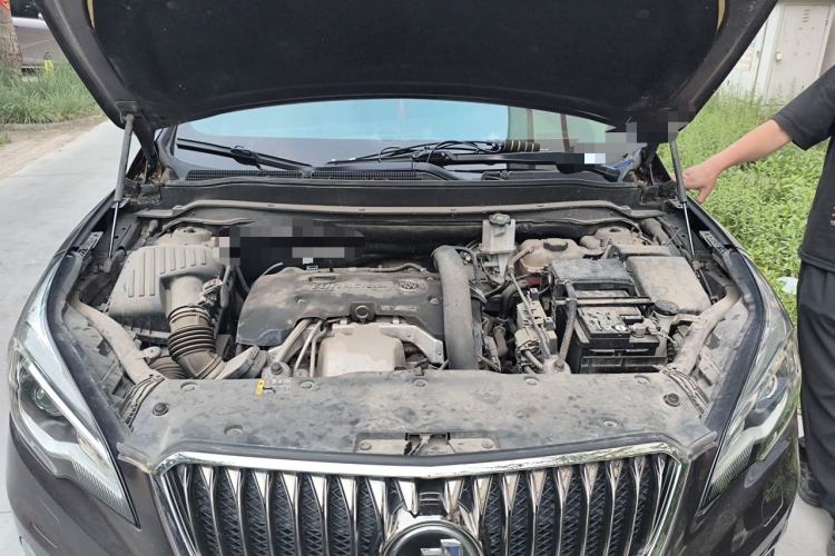 Used Buick Envision 2014 28T Four-Wheel Drive Luxury Model Engine Bay