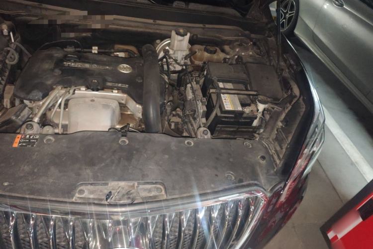 Used Buick Envision 2014 28T Four-Wheel Drive Elite Model Engine Bay Left