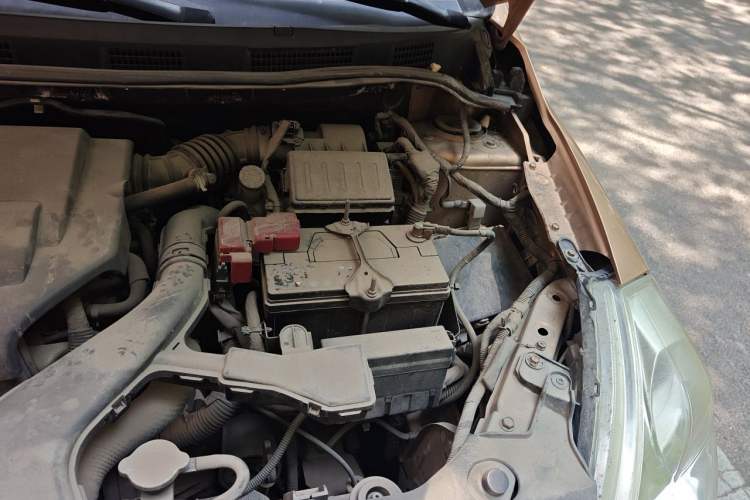 Used Buick Envision 2014 28T Four-Wheel Drive Luxury Model Engine Bay Left