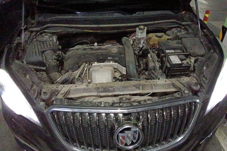 Used Buick Envision 2014 28T Four-Wheel Drive Elite Model Engine Bay