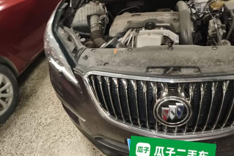 Used Buick Envision 2014 28T Four-Wheel Drive Luxury Model Engine Bay Right