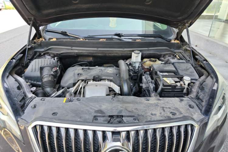 Used Buick Envision 2014 28T Four-Wheel Drive Luxury Model Engine Bay