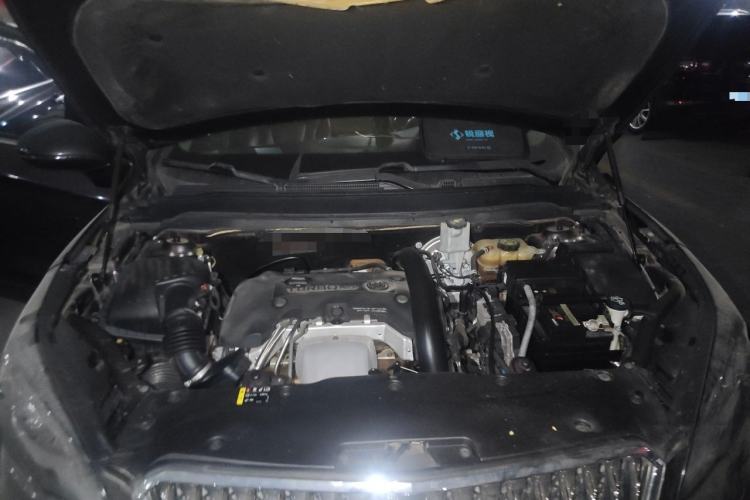 Used Buick Envision 2014 28T Four-Wheel Drive Luxury Model Engine Bay