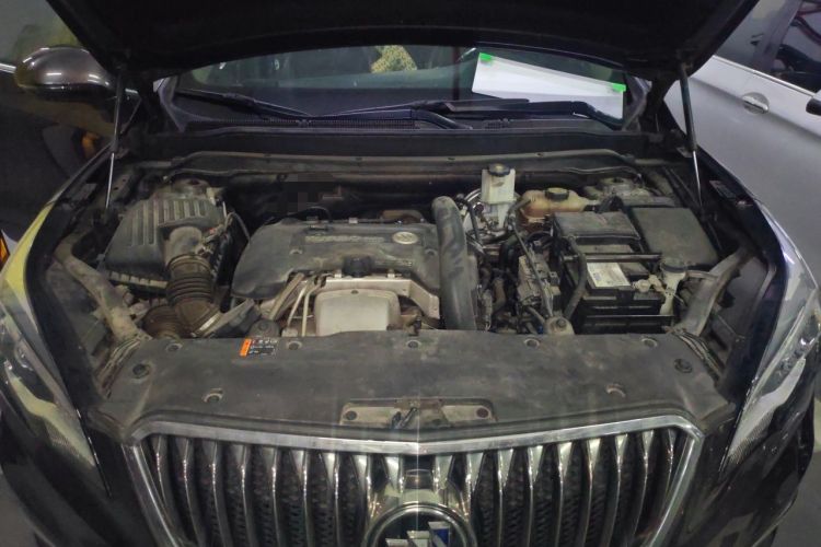 Used Buick Envision 2014 28T Four-Wheel Drive Luxury Model Engine Bay