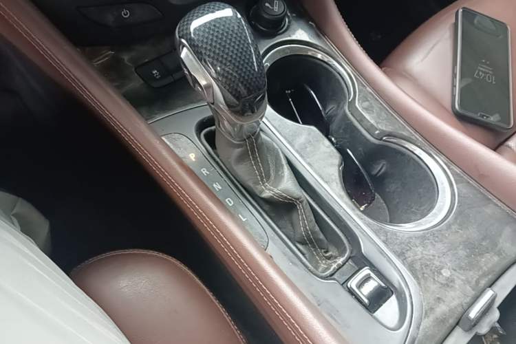 Used Buick Envision 2014 28T Four-Wheel Drive Luxury Model Gear Lever