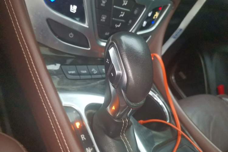 Used Buick Envision 2014 28T All-Wheel-Drive Versatile Sports Flagship Edition Gear Lever