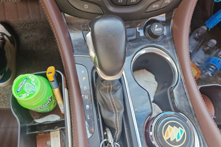 Used Buick Envision 2014 28T Four-Wheel Drive Elite Model Gear Lever