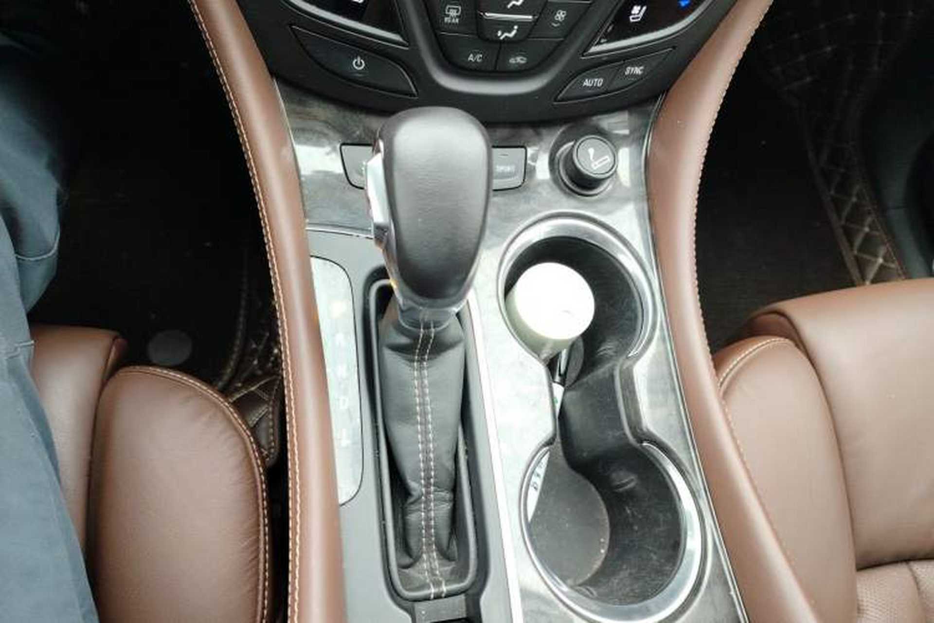Used Buick Envision 2014 28T Four-Wheel Drive Luxury Model Gear Lever