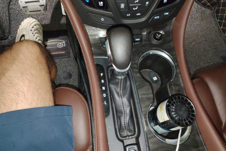 Used Buick Envision 2014 28T Four-Wheel Drive Luxury Model Gear Lever