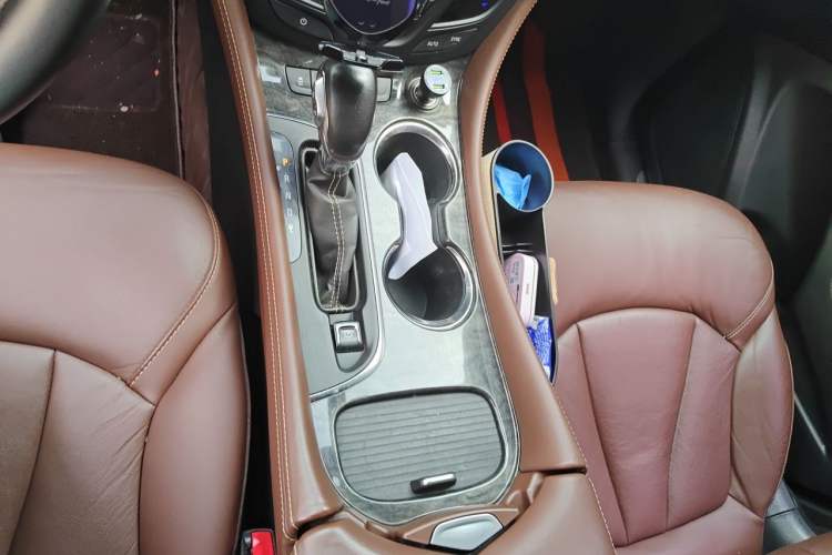 Used Buick Envision 2014 28T Four-Wheel Drive Elite Model Gear Lever