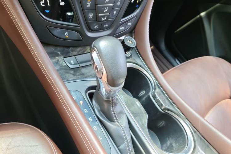 Used Buick Envision 2014 28T Four-Wheel Drive Elite Model Gear Lever