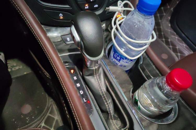 Used Buick Envision 2014 28T Four-Wheel Drive Elite Model Gear Lever