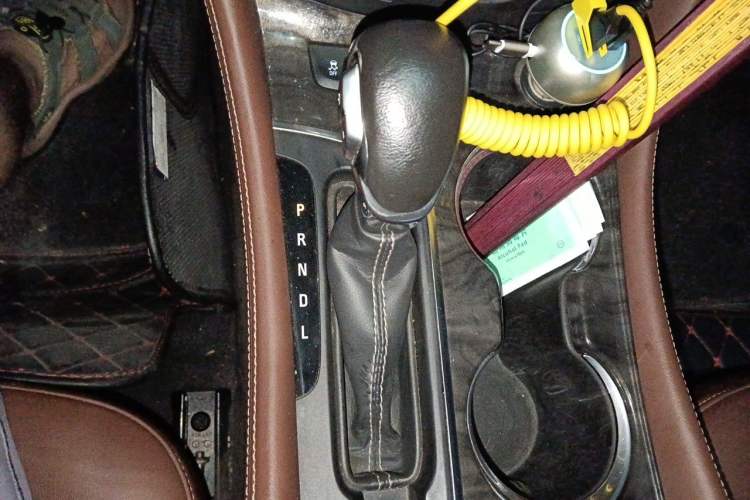Used Buick Envision 2014 28T Four-Wheel Drive Elite Model Gear Lever