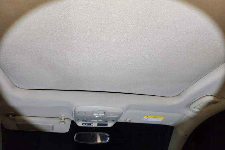 Used Buick Envision 2014 28T Four-Wheel Drive Luxury Model Headliner