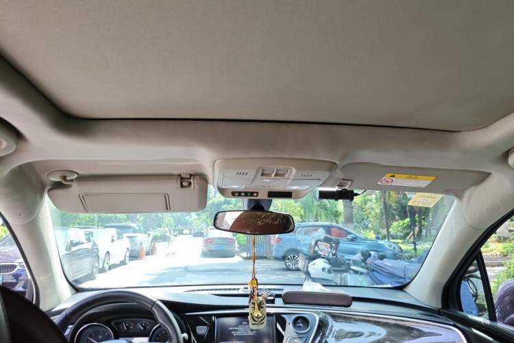 Used Buick Envision 2014 28T Four-Wheel Drive Elite Model Headliner