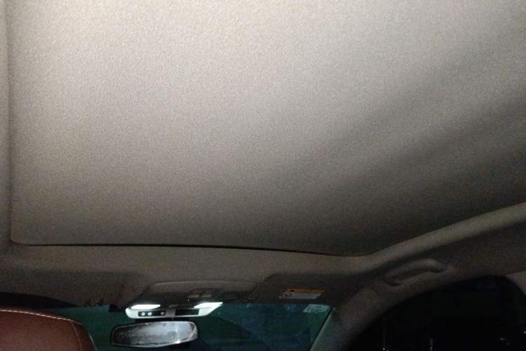 Used Buick Envision 2014 28T Four-Wheel Drive Elite Model Headliner