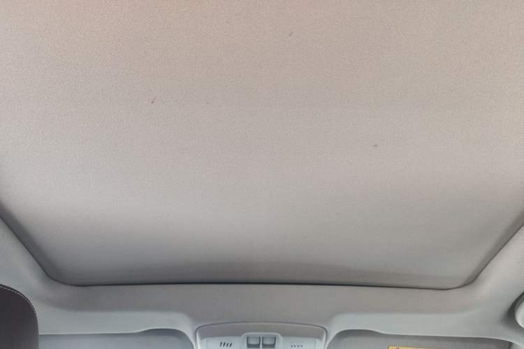 Used Buick Envision 2014 28T Four-Wheel Drive Luxury Model Headliner