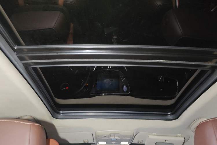 Used Buick Envision 2014 28T Four-Wheel Drive Luxury Model Headliner