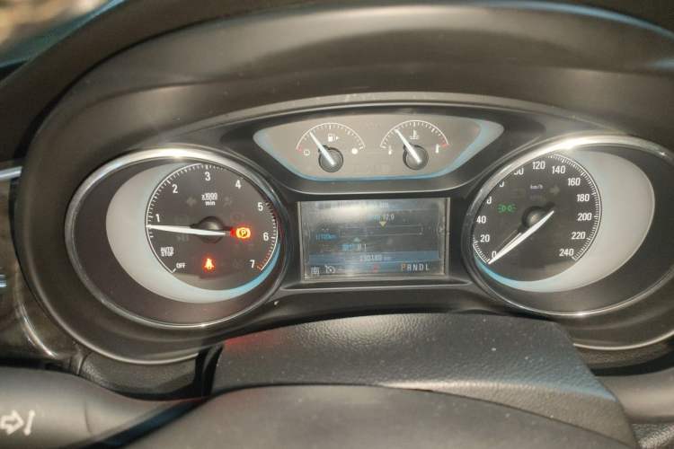 Used Buick Envision 2014 28T Four-Wheel Drive Elite Model Instrument Cluster