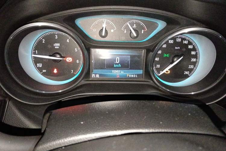 Used Buick Envision 2014 28T Four-Wheel Drive Elite Model Instrument Cluster